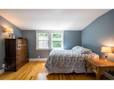 14 Oceanside Dr, Beverly, MA 01915 photo 12
