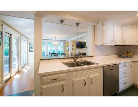 14 Oceanside Dr, Beverly, MA 01915 photo 11