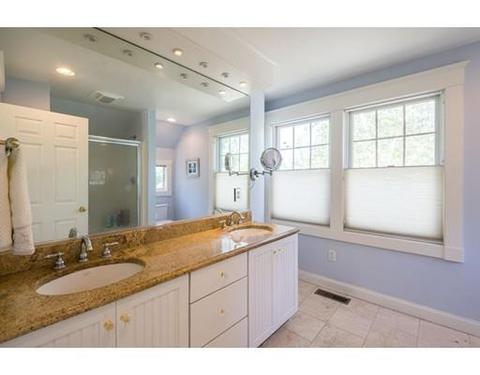 14 Oceanside Dr, Beverly, MA 01915 photo 16