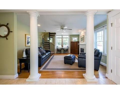 14 Oceanside Dr, Beverly, MA 01915 photo 8