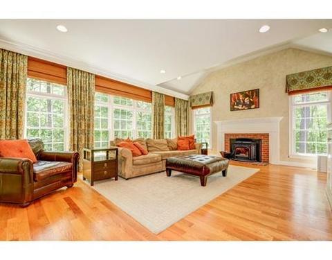 29 Prospect St, Upton, MA 01568 photo 12