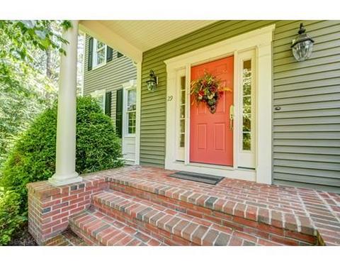 29 Prospect St, Upton, MA 01568 photo 3