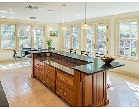 30 Dudley St, Brookline, MA 02445 photo 4