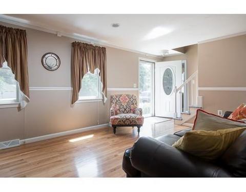 5 Thomas Dr, Franklin, MA 02038 photo 6