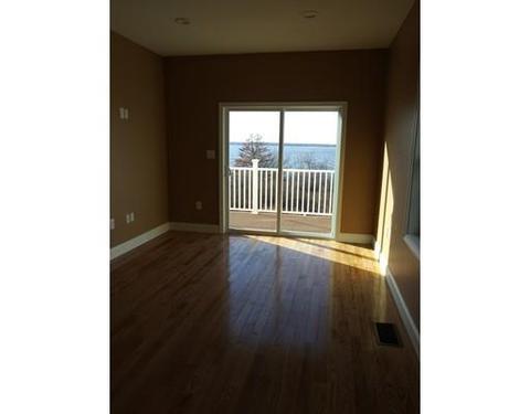339 Draper St, Fall River, MA 02724 photo 8