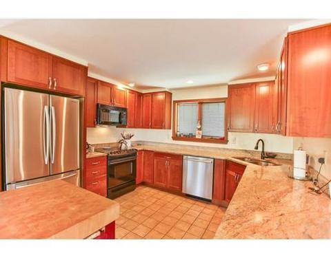 3 Robin Rd, Rye, NH 03870 photo 4