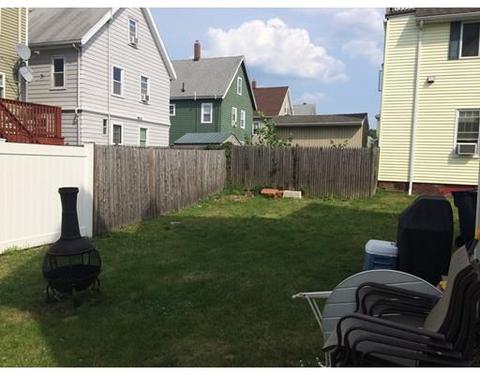 14 Chestnut St, Everett, MA 02149 photo 5