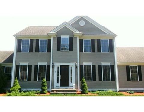 60 Harvest Cir, West Wareham, MA 02576 photo 2