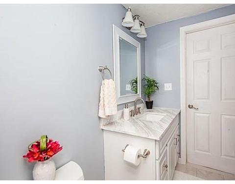 96 Ash St, Danvers, MA 01923 photo 12