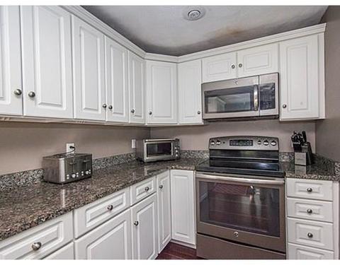 96 Ash St, Danvers, MA 01923 photo 4