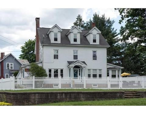 140 Park St, Easthampton, MA 01027 photo 1