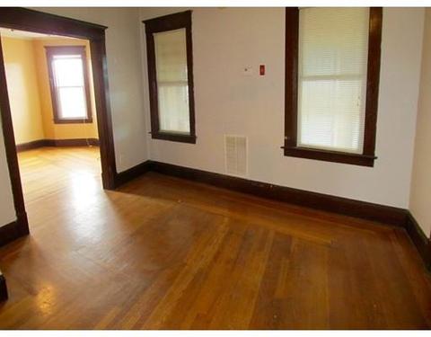 583 Chicopee St, Chicopee, MA 01013 photo 6