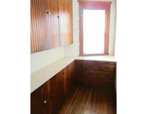 583 Chicopee St, Chicopee, MA 01013 photo 9
