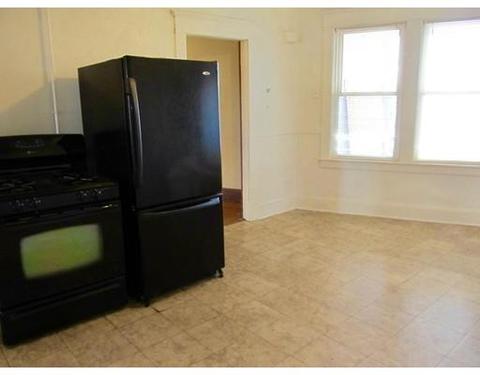 583 Chicopee St, Chicopee, MA 01013 photo 4