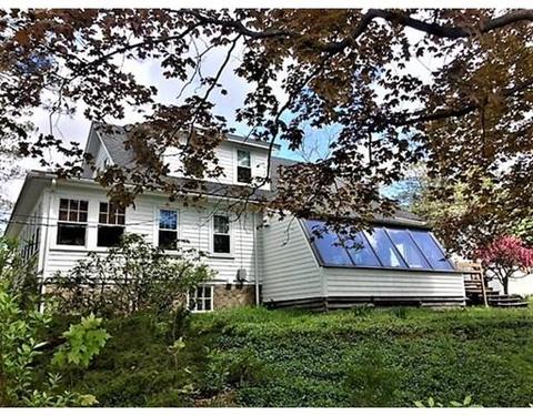 13 Highland St, Reading, MA 01867 photo 2
