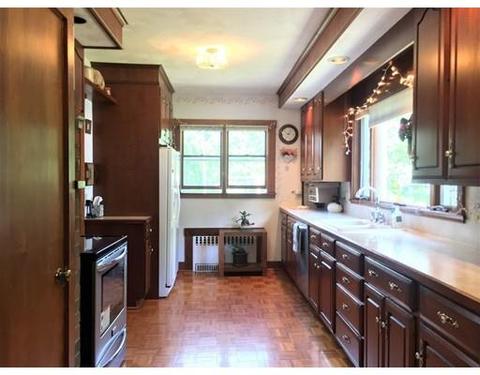 13 Highland St, Reading, MA 01867 photo 11