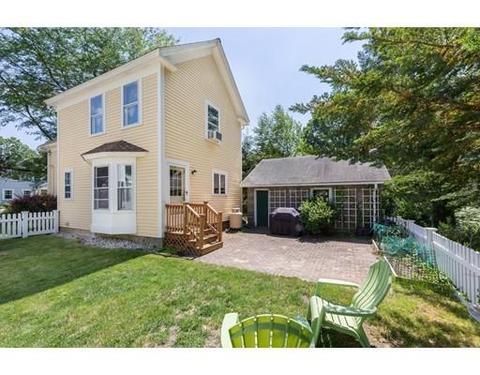 32 Concord St, Maynard, MA 01754 photo 4