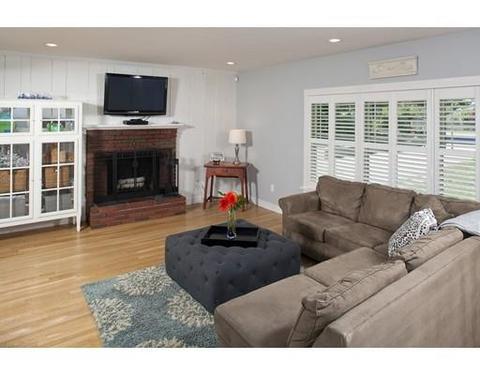 126 Gardner St, Hingham, MA 02043 photo 6