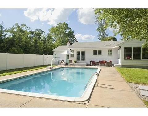 126 Gardner St, Hingham, MA 02043 photo 14