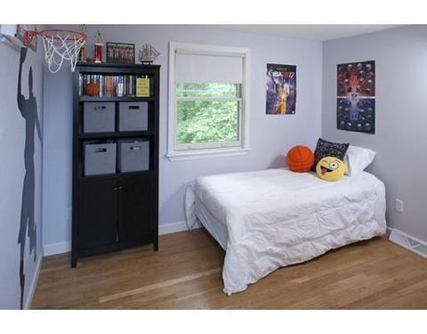126 Gardner St, Hingham, MA 02043 photo 10