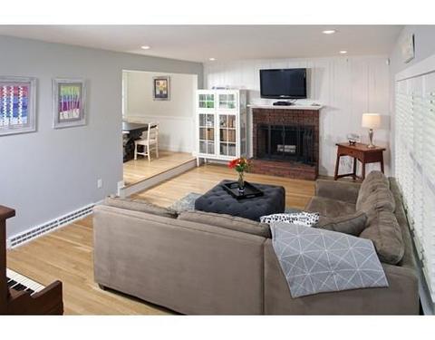 126 Gardner St, Hingham, MA 02043 photo 5
