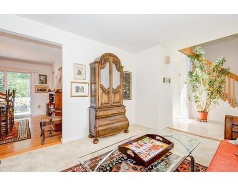 1 Arbor Way, Framingham, MA 01701 photo 9