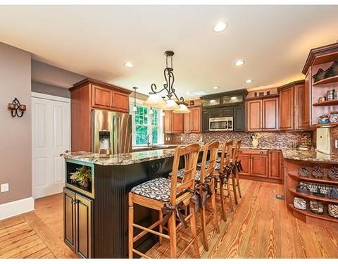 94 Hillside Rd, Franklin, MA 02038 photo 4