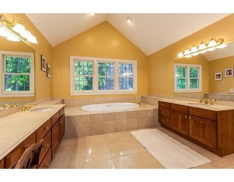 11 Schaffner Ln, Dover, MA 02030 photo 17