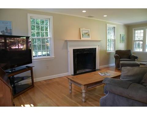 31 Stagecoach Rd, Hingham, MA 02043 photo 3