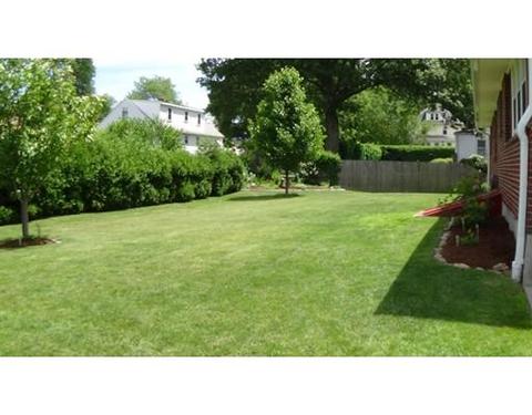 21 Acushnet Ave, Worcester, MA 01606 photo 24