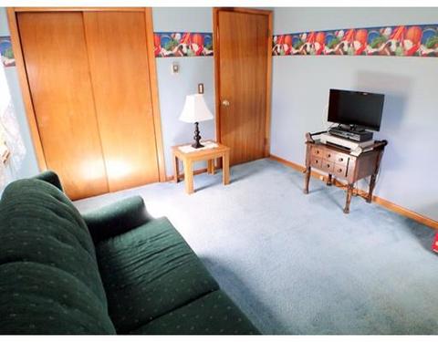 102 Jamrog Dr, Chicopee, MA 01020 photo 19