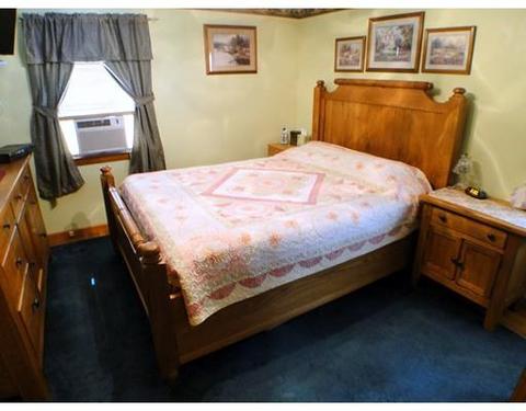 102 Jamrog Dr, Chicopee, MA 01020 photo 14