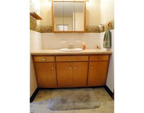 102 Jamrog Dr, Chicopee, MA 01020 photo 22