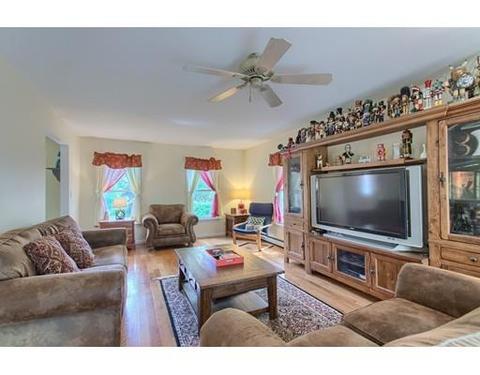 33 Beech St, Clinton, MA 01510 photo 15