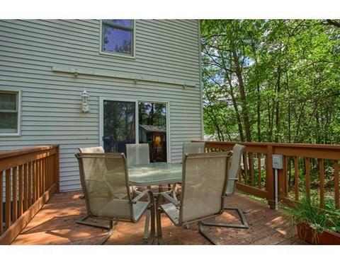33 Beech St, Clinton, MA 01510 photo 5