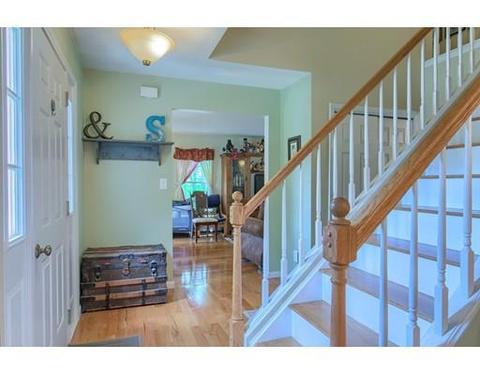 33 Beech St, Clinton, MA 01510 photo 8