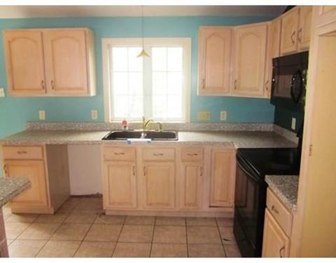42 Third St, Worcester, MA 01602 photo 2