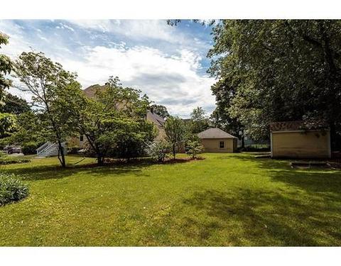 64 Bancroft Ave, Reading, MA 01867 photo 3