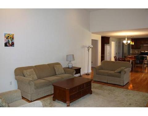 8 Henley Rd, Acton, MA 01720 photo 3