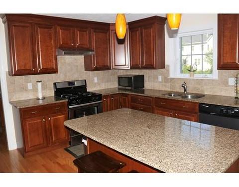 8 Henley Rd, Acton, MA 01720 photo 4