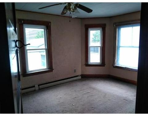 91 Pine St, Gardner, MA 01440 photo 4