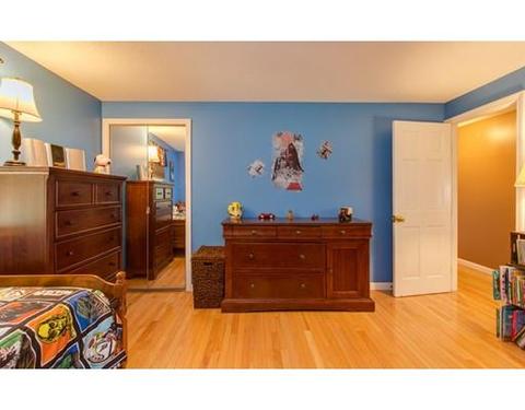 36 Juniper St, Lowell, MA 01852 photo 17