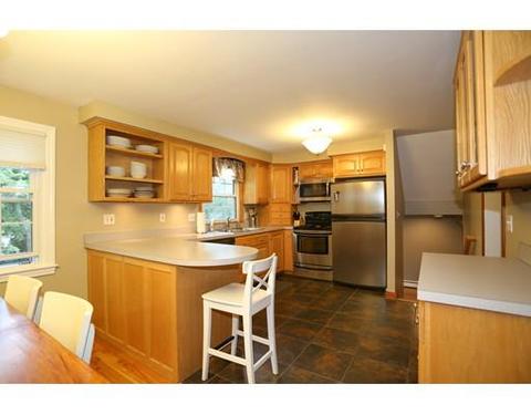 56 Summer Hl, Maynard, MA 01754 photo 7