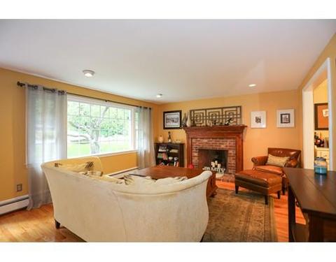 56 Summer Hl, Maynard, MA 01754 photo 2