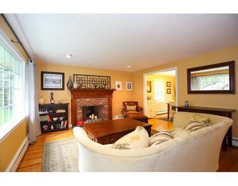 56 Summer Hl, Maynard, MA 01754 photo 3