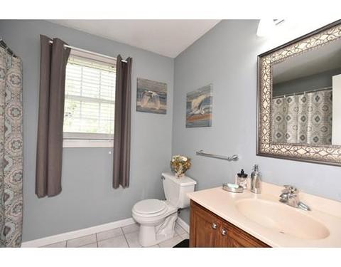 37 Peach Tree Dr, Sutton, MA 01590 photo 16
