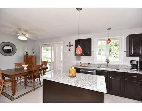 37 Peach Tree Dr, Sutton, MA 01590 photo 4
