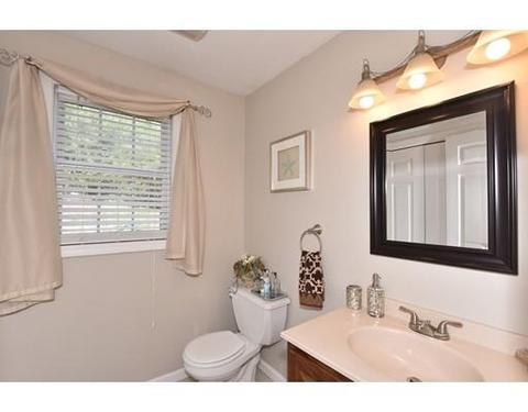 37 Peach Tree Dr, Sutton, MA 01590 photo 9