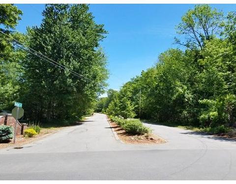 19 Redfield Cir, Derry, NH 03038 photo 26