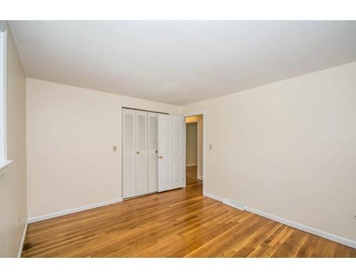 35 Westwind Rd, Lowell, MA 01852 photo 12